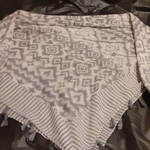 Light gray and dark gray Shaw